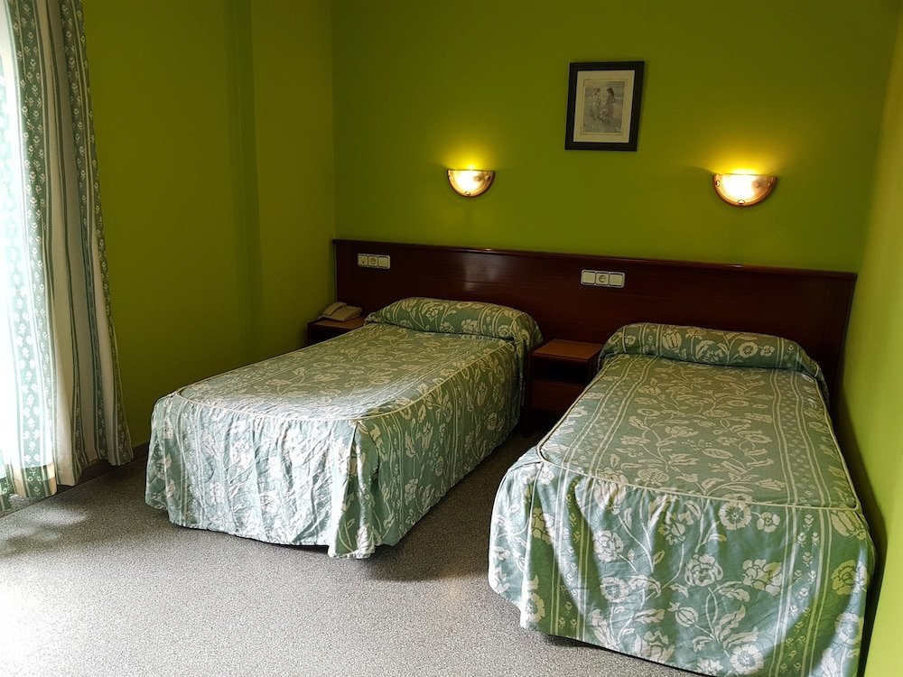 Фото Hotel Don Pelayo