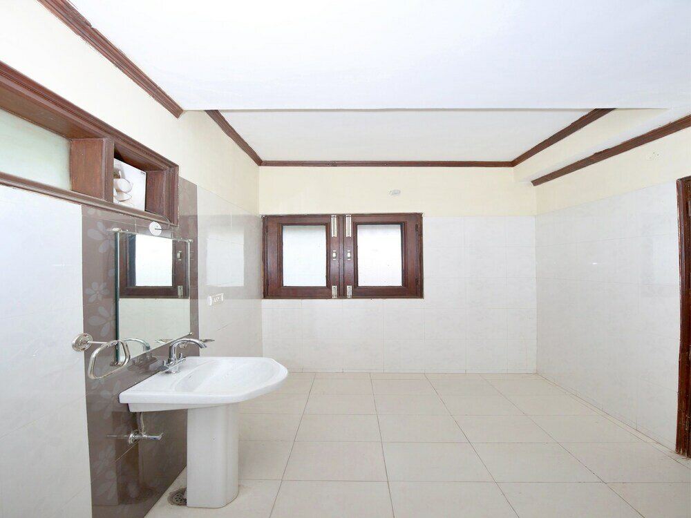 Фото Oyo Home 13529 Exotic 3bhk