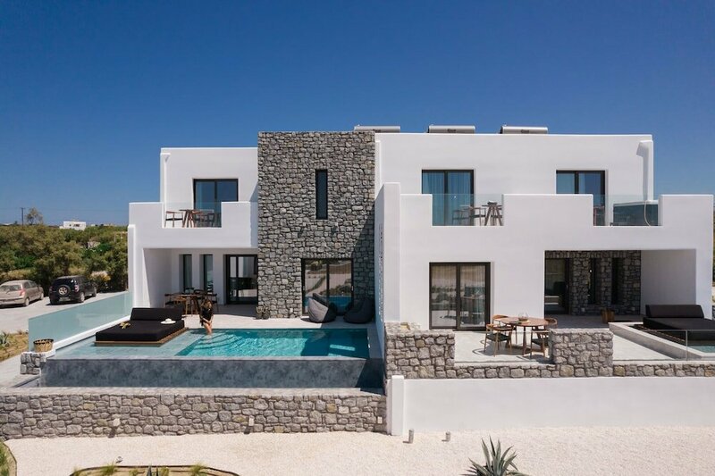 Гостиница Milestones Naxos Hotel