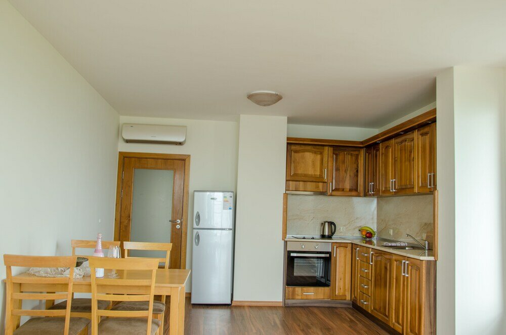 Фото Sunny Suites by Casa Del Mare