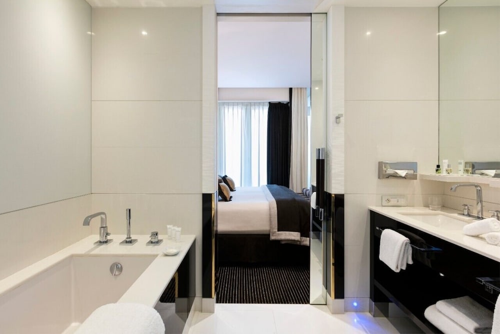 Фото Hotel Barriere Le Majestic