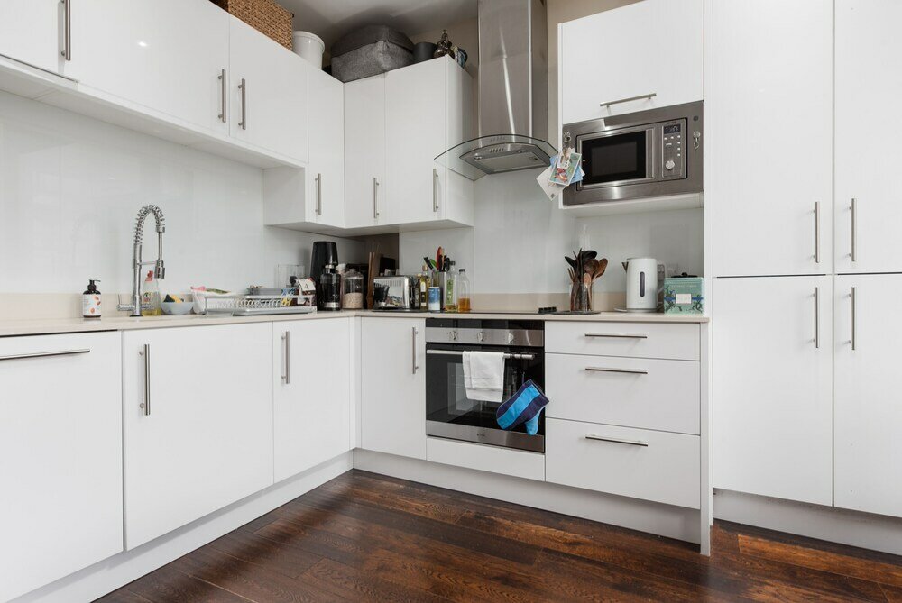 Фото Supreme Hampstead Home Next to Hampstead Heath by Underthedoormat