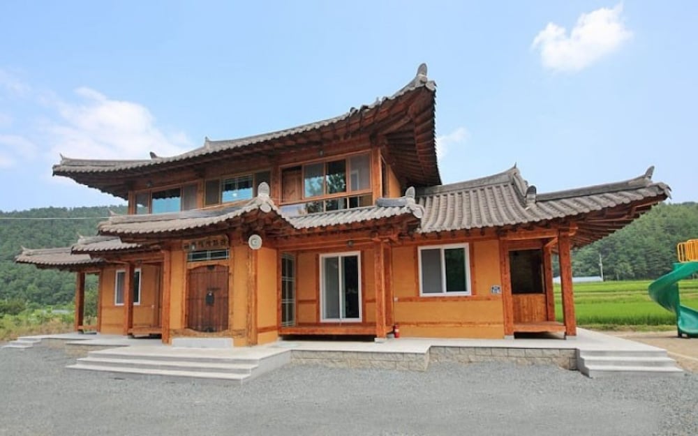 Фото Yangyang Geumpurae Pension