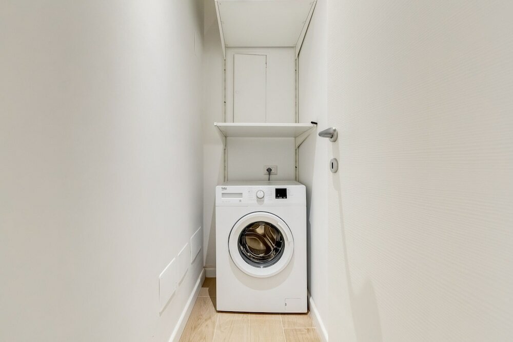 Фото Lovely 3 rooms apartment close Trastevere Station