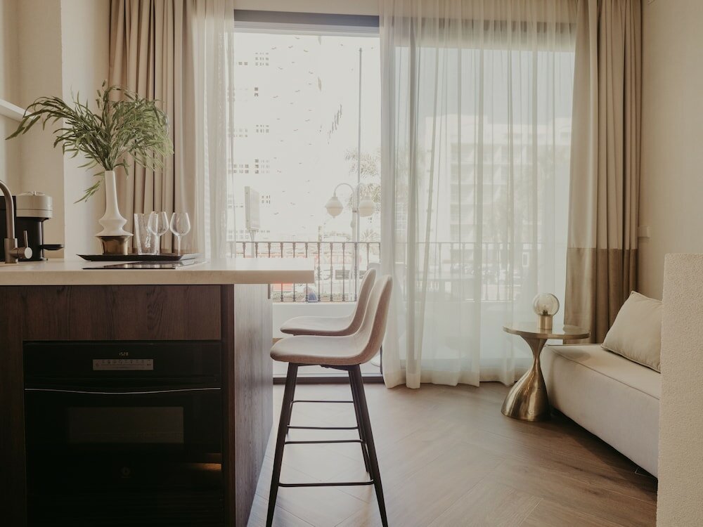 Фото Comfy Studios