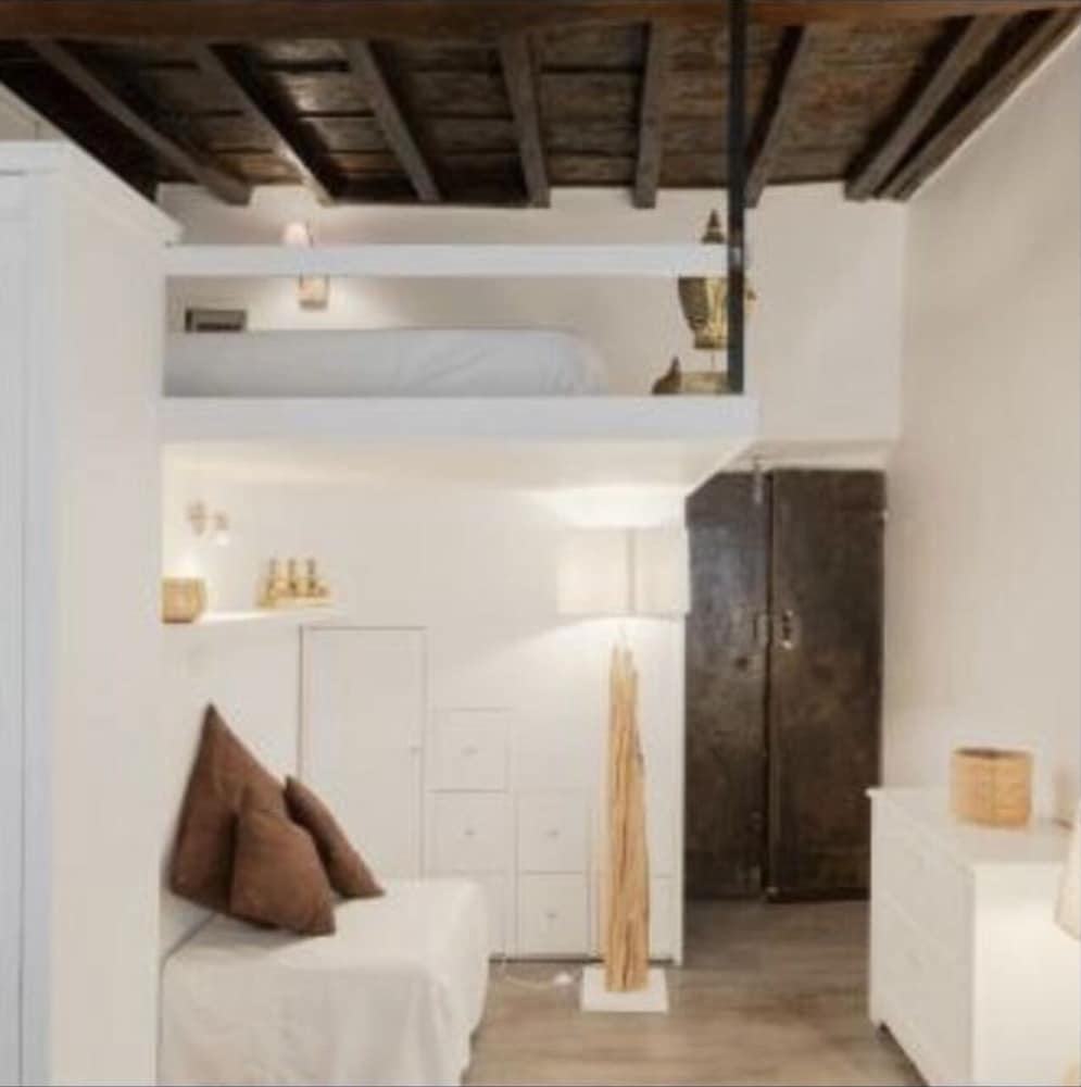 Фото Piazza Navona 5 people