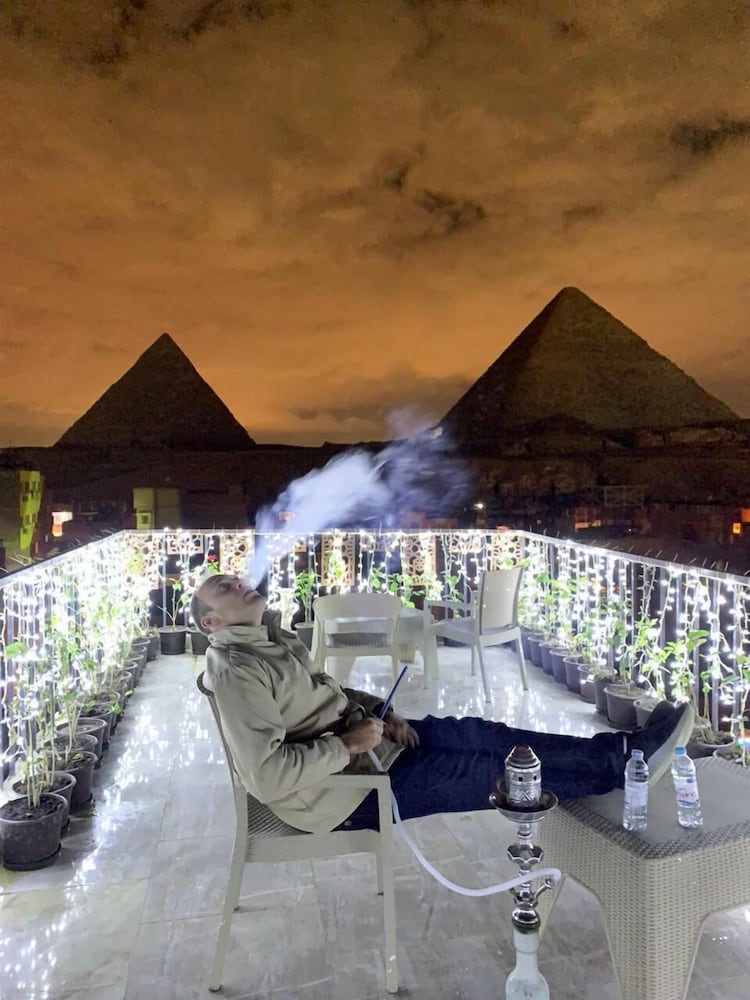 Фото Comfort Pyramids inn