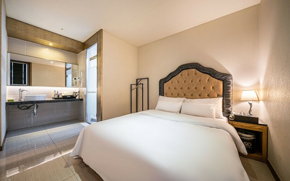 Фото Yeongdeungpo Hotel Home