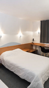 Фото Hotel First Rodez