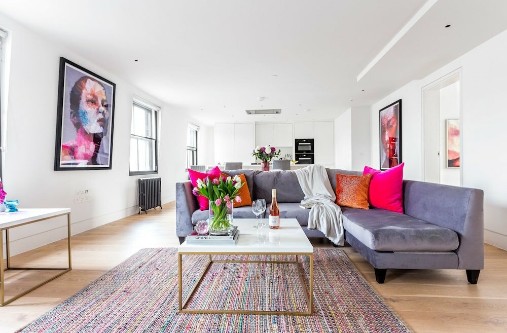 Фото Greek Street Penthouse