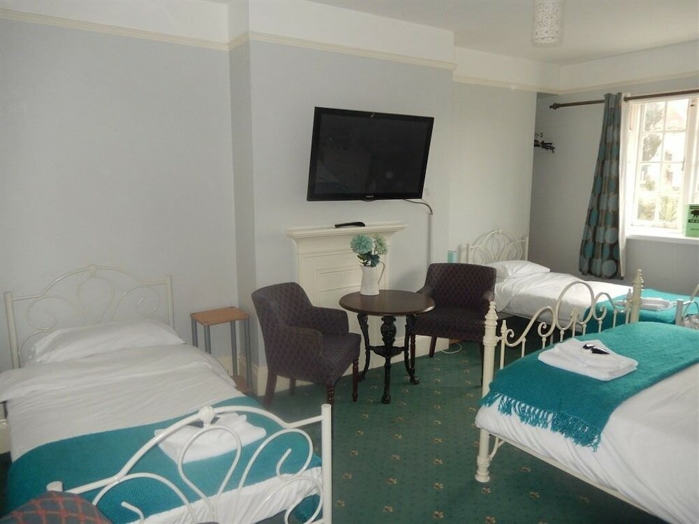 Фото The Bear Marlborough