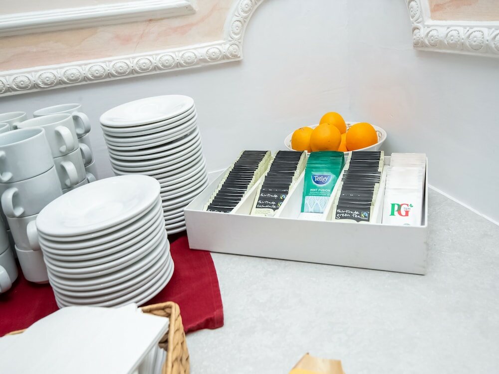 Фото St Georges Hotel Pimlico