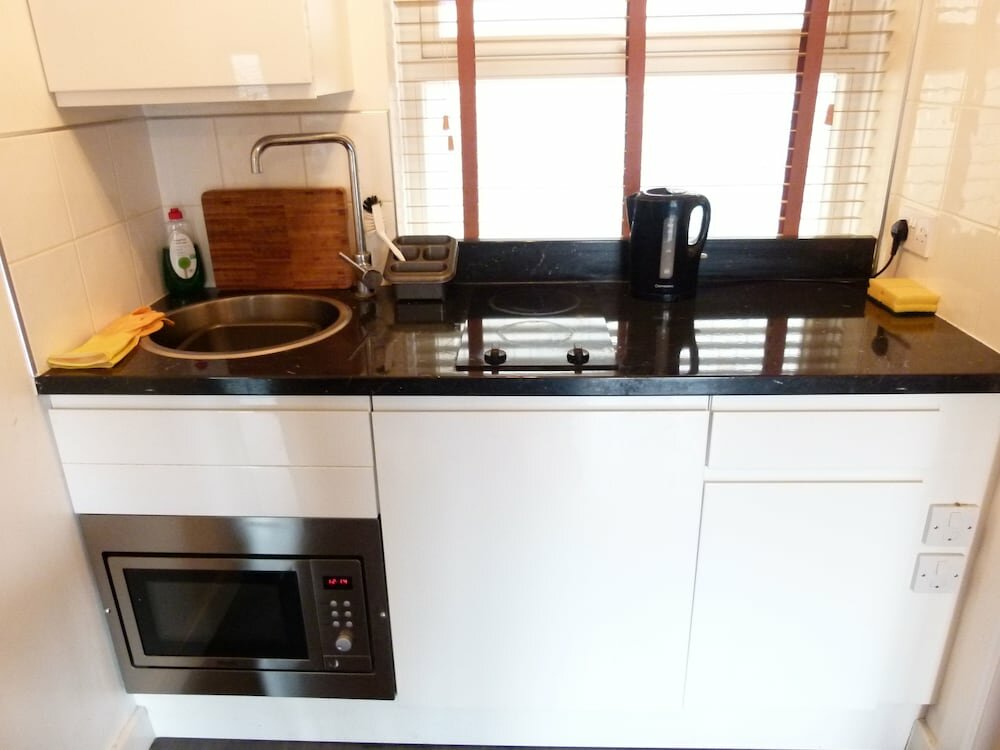 Hotel Ss Property Hub - City of London Studio Apartment 9, London, photo