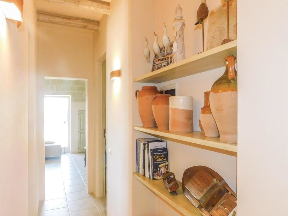 Фото Li Fani Luxe Pool Stone House