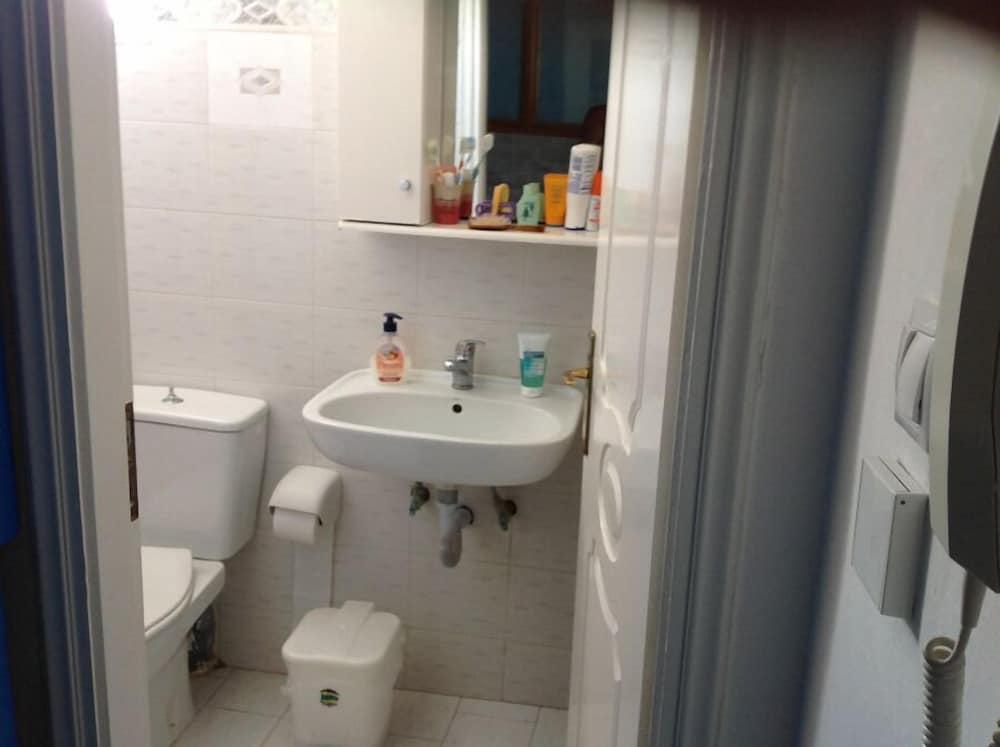 Фото Bouganville Apartments