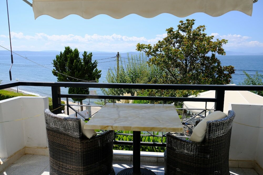 Фото Dennis Hotel