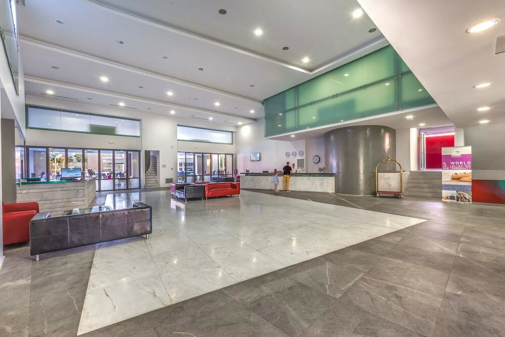 Фото отеля 3