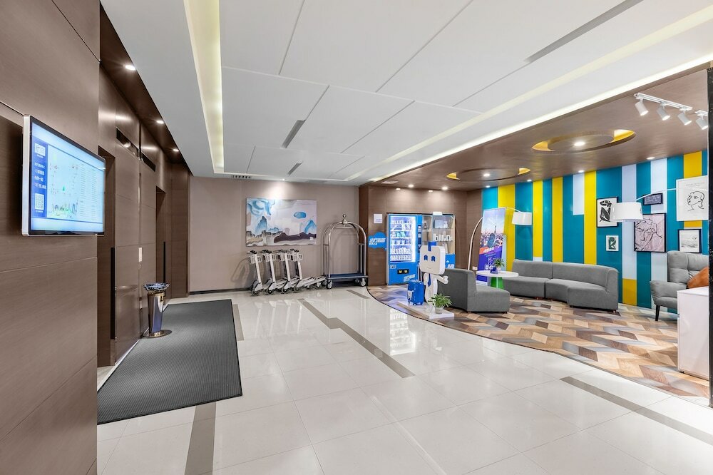 Фото Holiday Inn Express Shenyang North Station