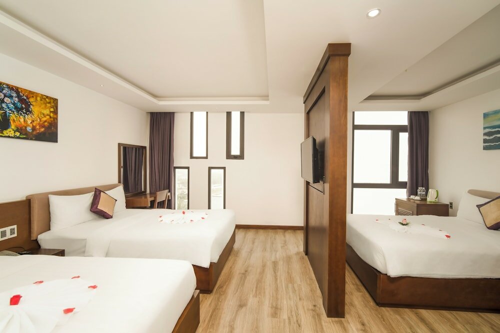 Фото Golden Sun Hotel