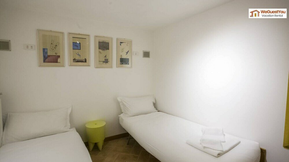 Фото Sofia alla VII coortein trastevere