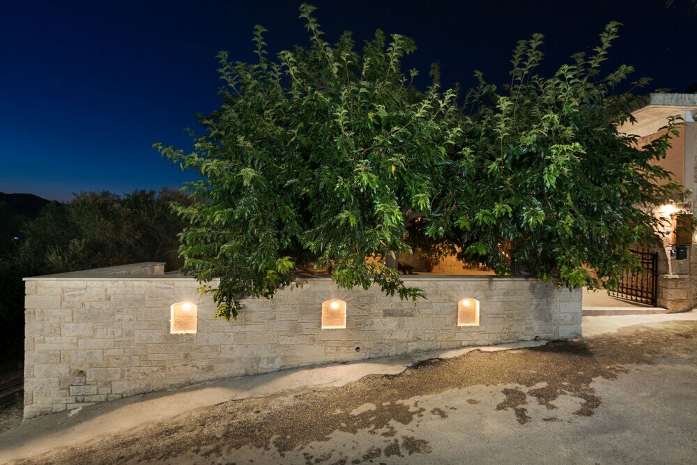 Фото Pagonas Traditional House