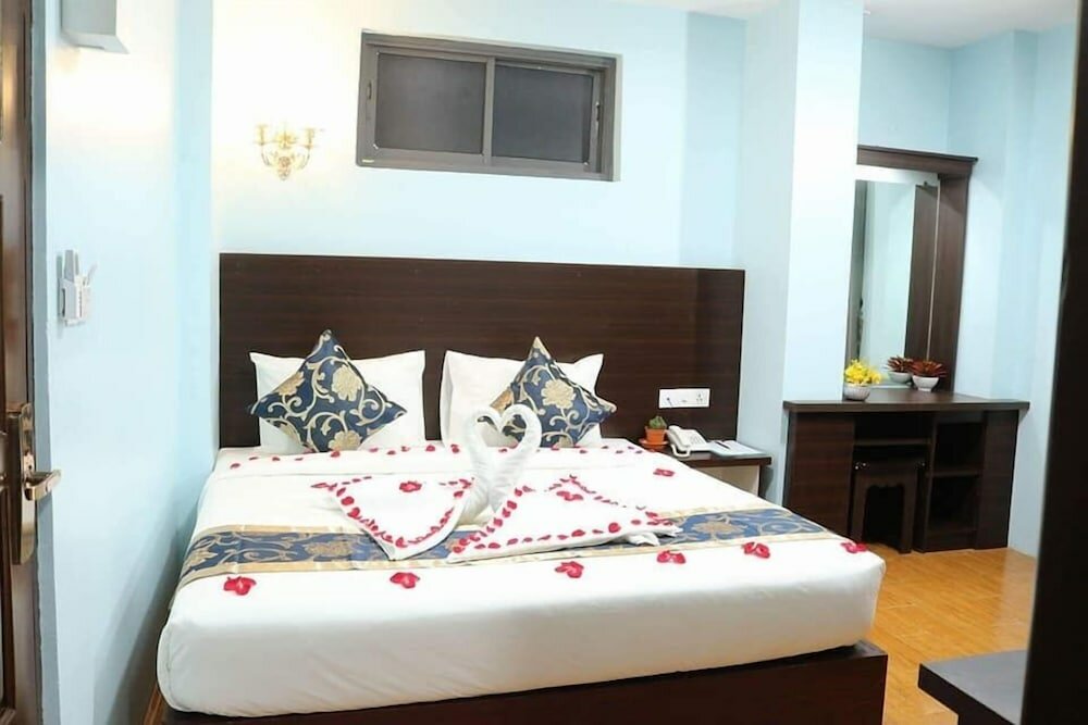 Фото Hotel San Taw Win