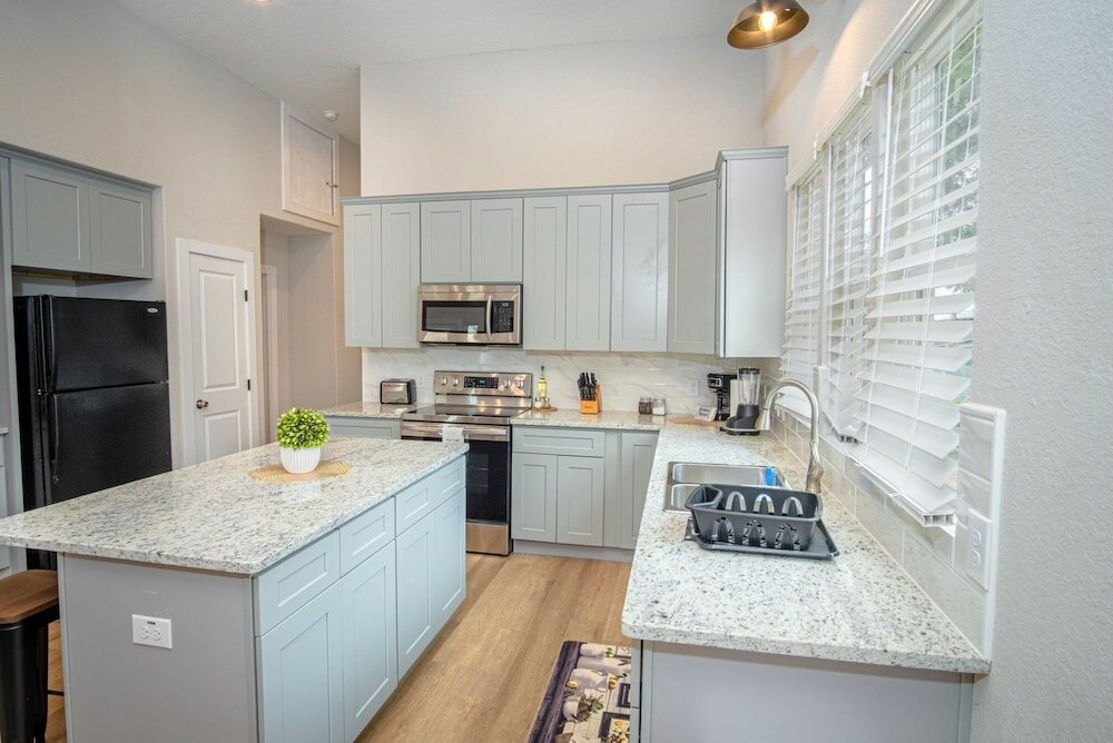 Фото Brand New Remodeled 3br/2.5ba House Near Downtown