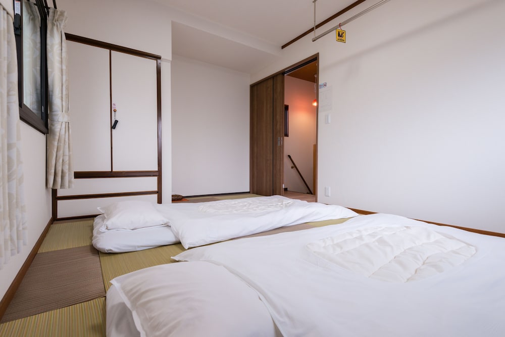 Фото Three Wave Nijo