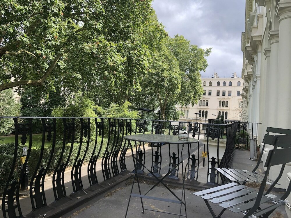 Фото Hyde Park Studio