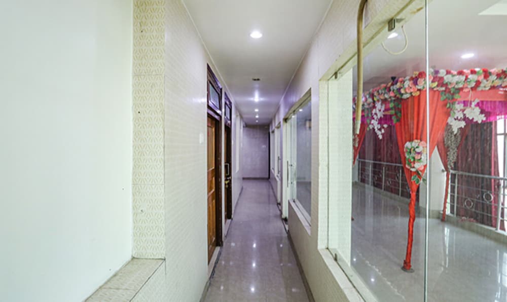 Фото Fabhotel Maharoopa