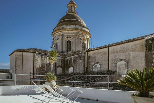 Апартаменты Umberto Apartment With Terrace в Ното