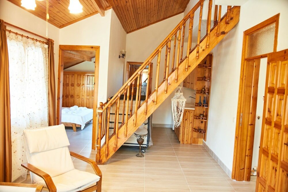 Фото Foça İlçayto Rooms