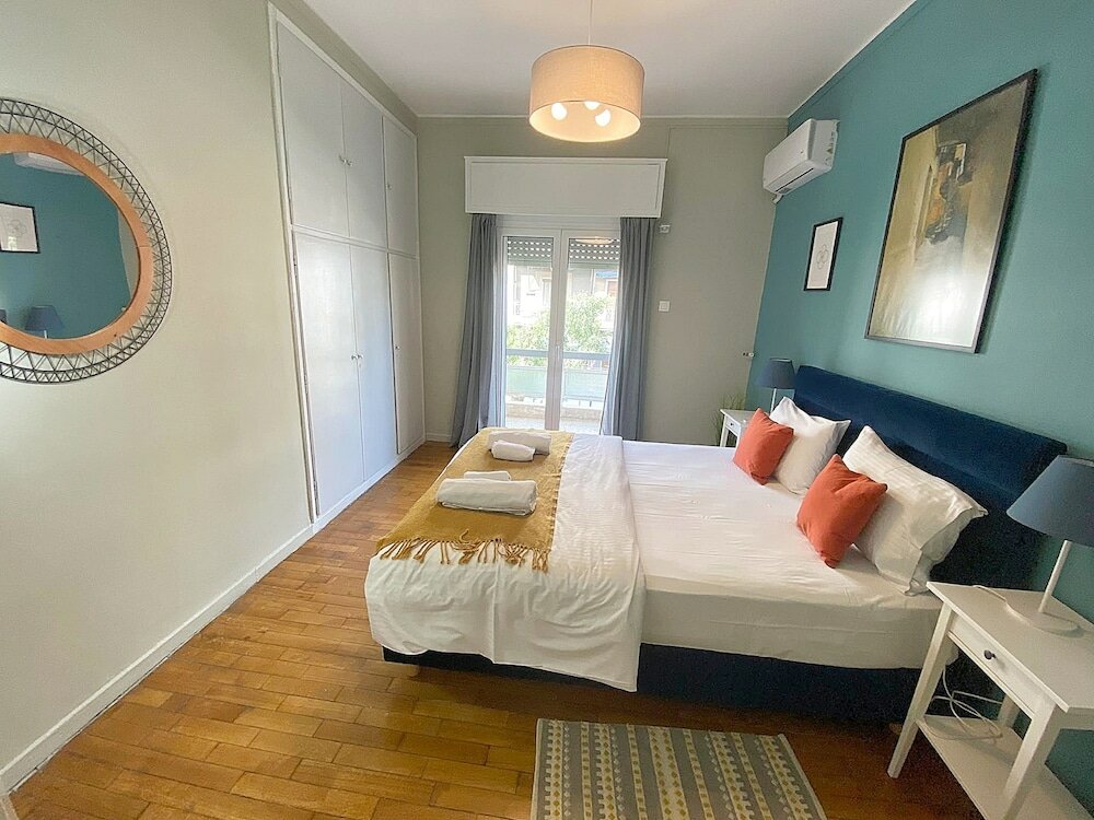 Фото Check Point - Syngrou Fix