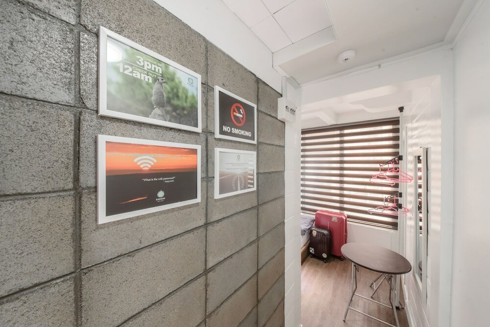 Фото Itaewon Yellow Guesthouse