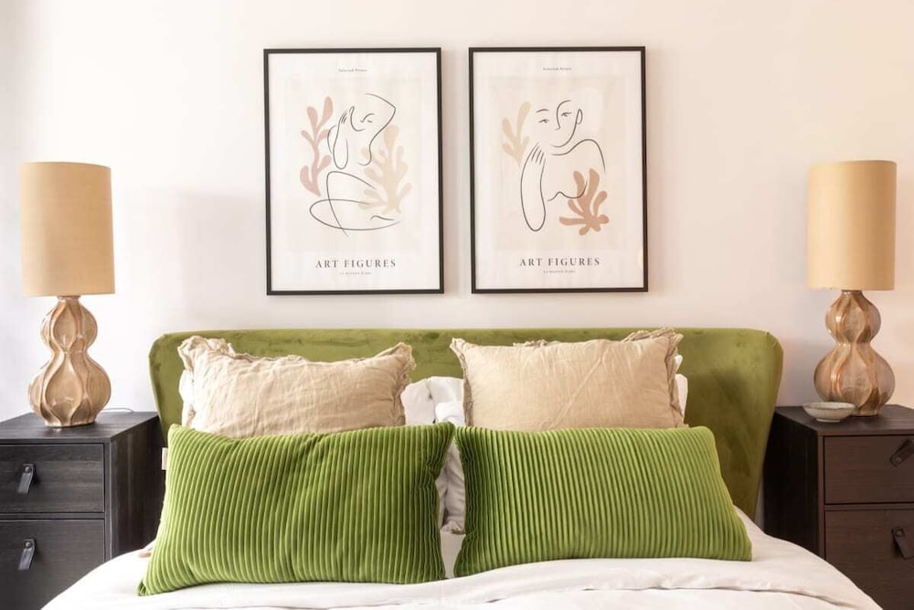 Фото The Wandsworth Gem - Astonishing 3bdr Flat