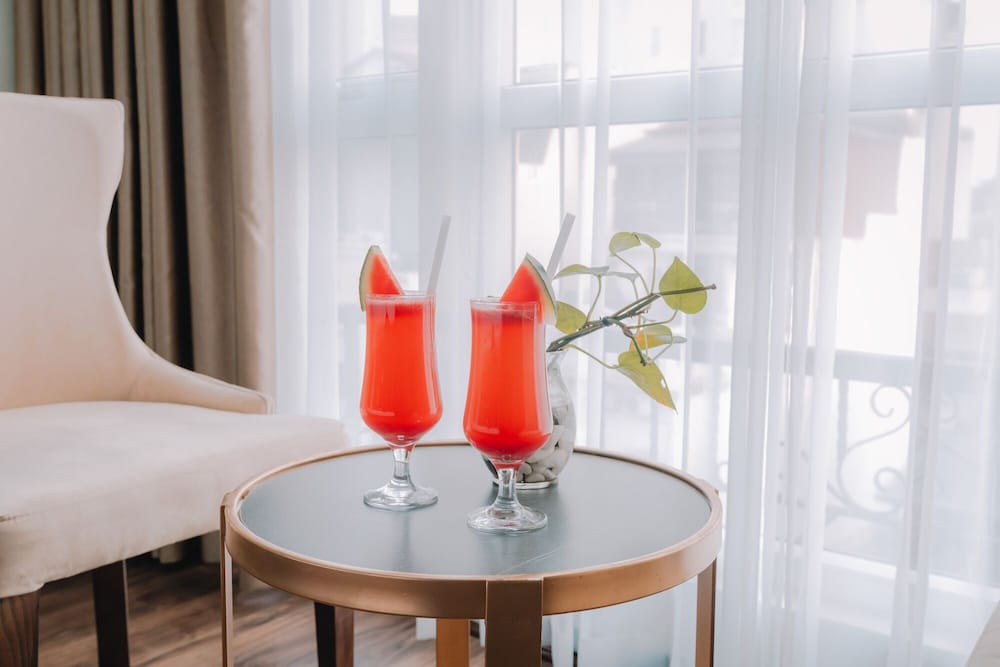 Фото Hanoi Lake View Hotel & SPA