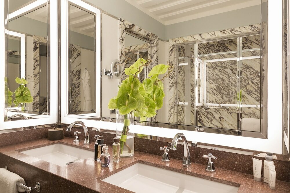 Фото Portrait Milano - Lungarno Collection