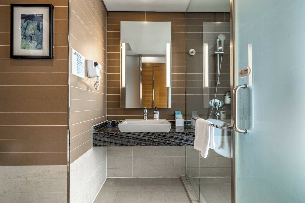 Фото Holiday Inn Express Chongqing Guanyinqiao