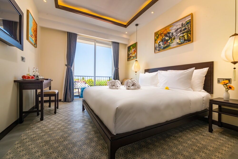 Фото Hoi An Merrily De Art Hotel