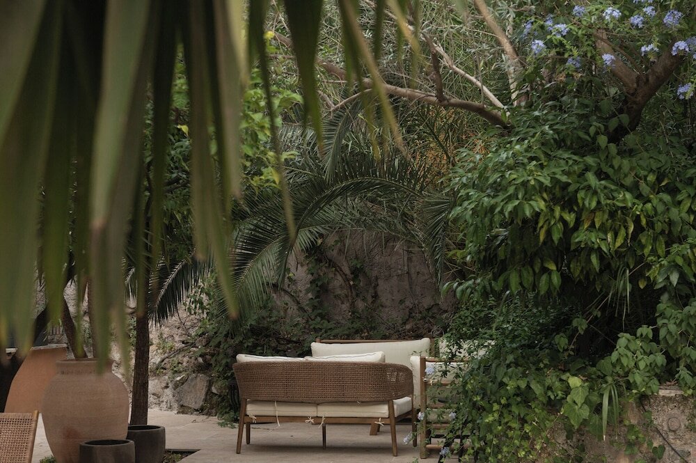 Фото The Sanctuary Urban Retreat