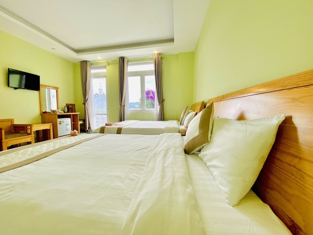 Фото Trung Nhan Hotel