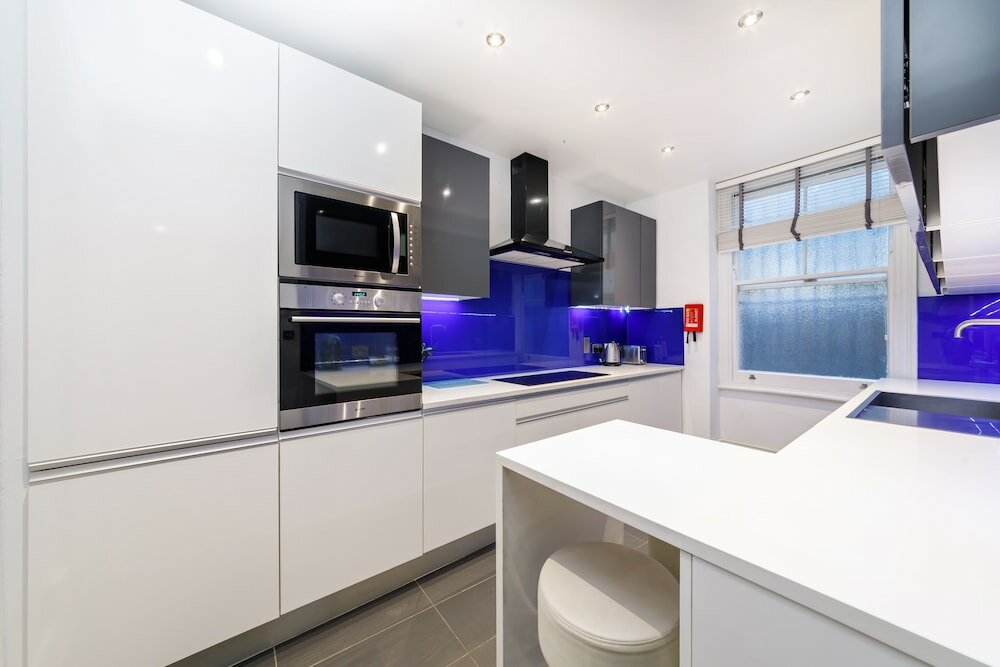 Фото Garrick Mansions by Q Apartments