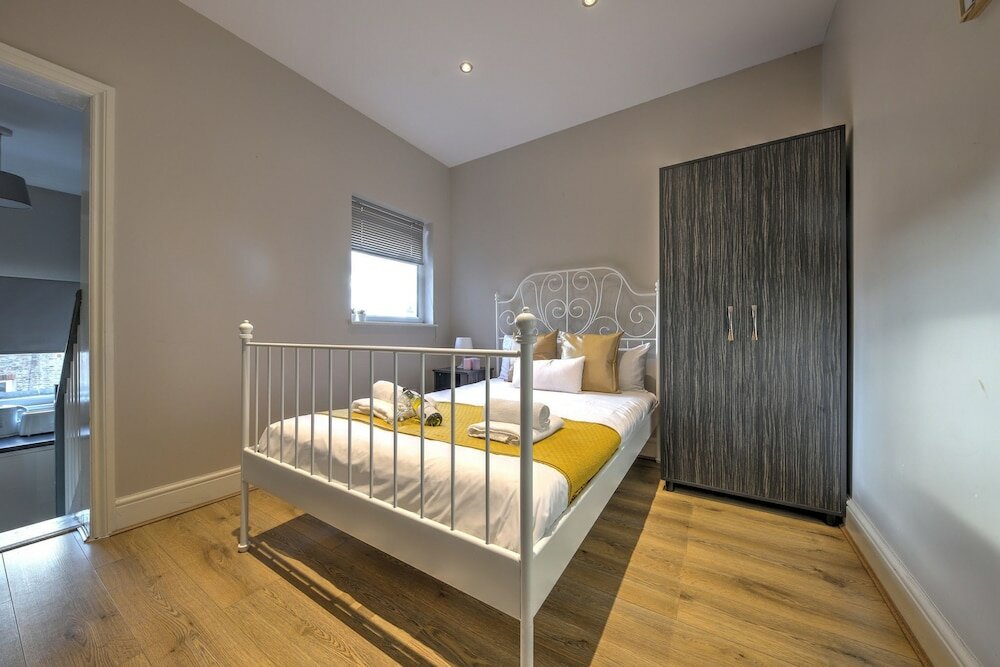 Фото Cj8 Medium Studio