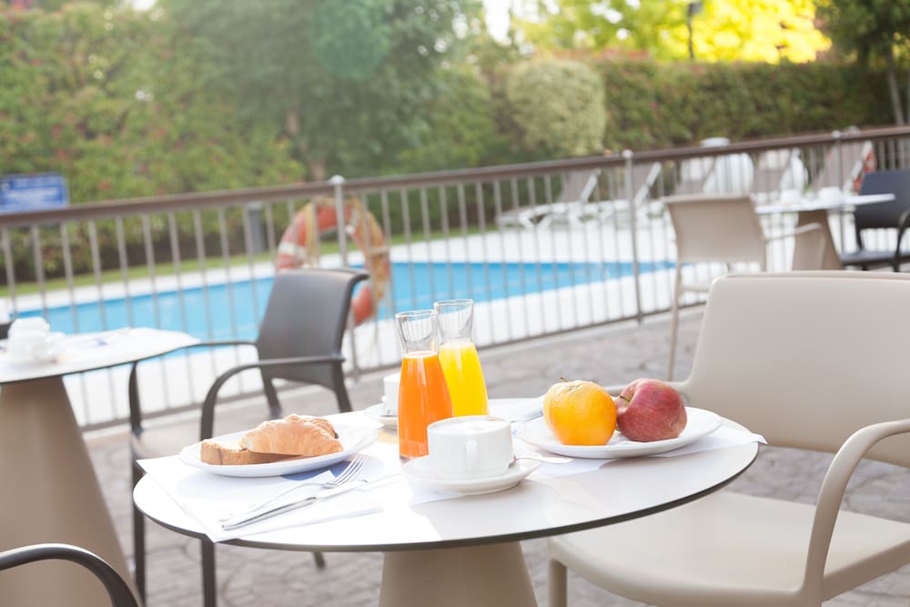 Фото Novotel Brescia 2