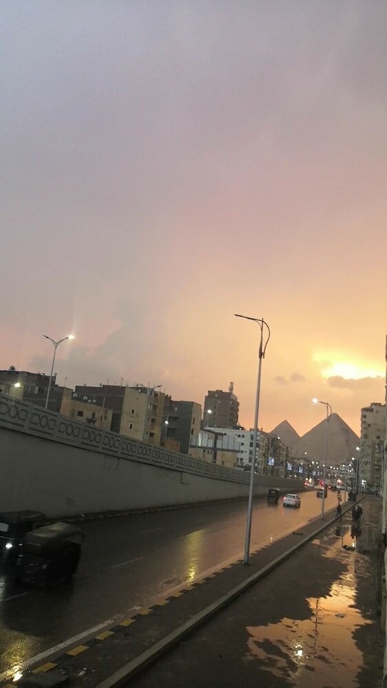 Фото Pyramids Road Guest House