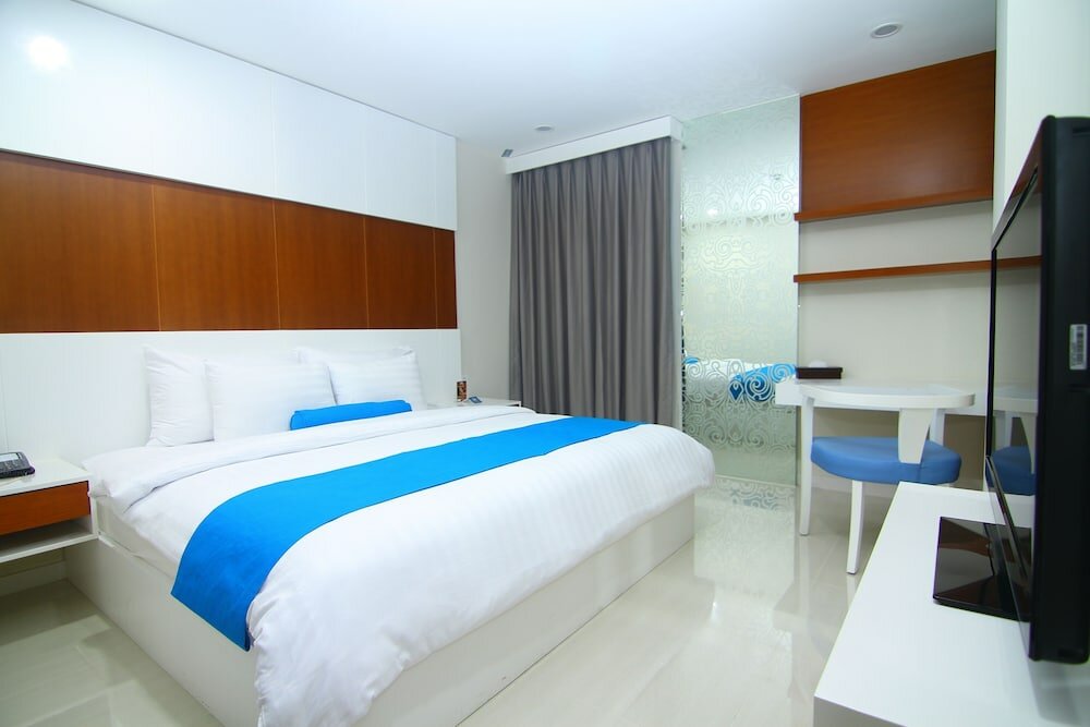 Фото The Falatehan Hotel