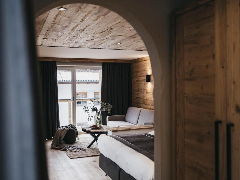 Фото Hotel Tyrol