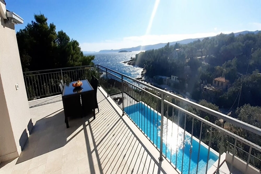 Фото Sunny Hvar 2 - With Pool - A4