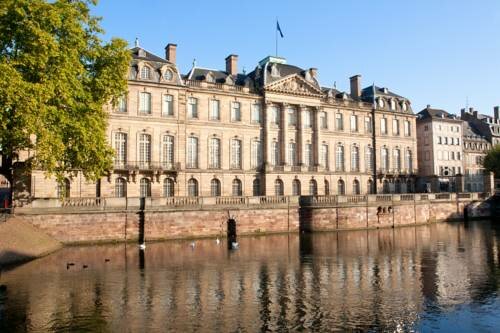 Гостиница Hôtel Suisse в Страсбурге