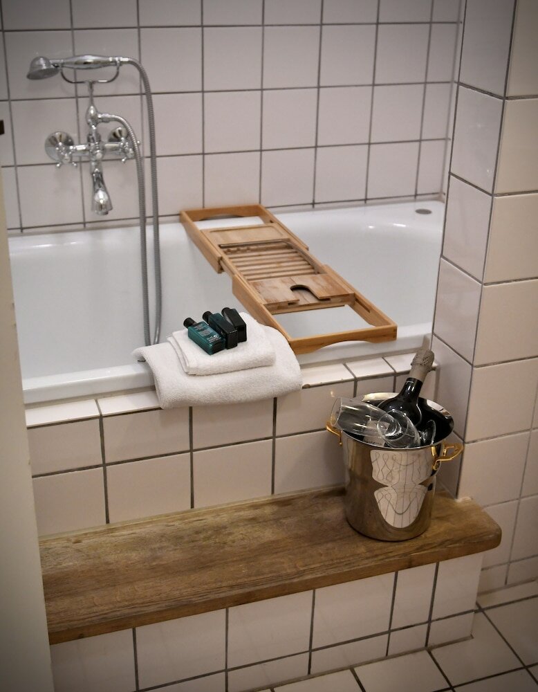 Фото Sofs Boutique Hotel